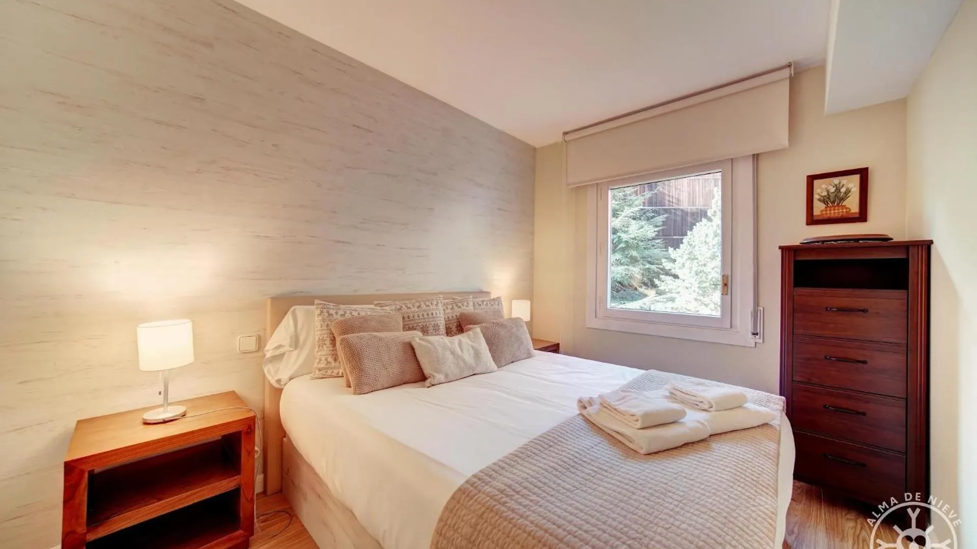 Orri En Baqueira Apartment Naut Aran Spain