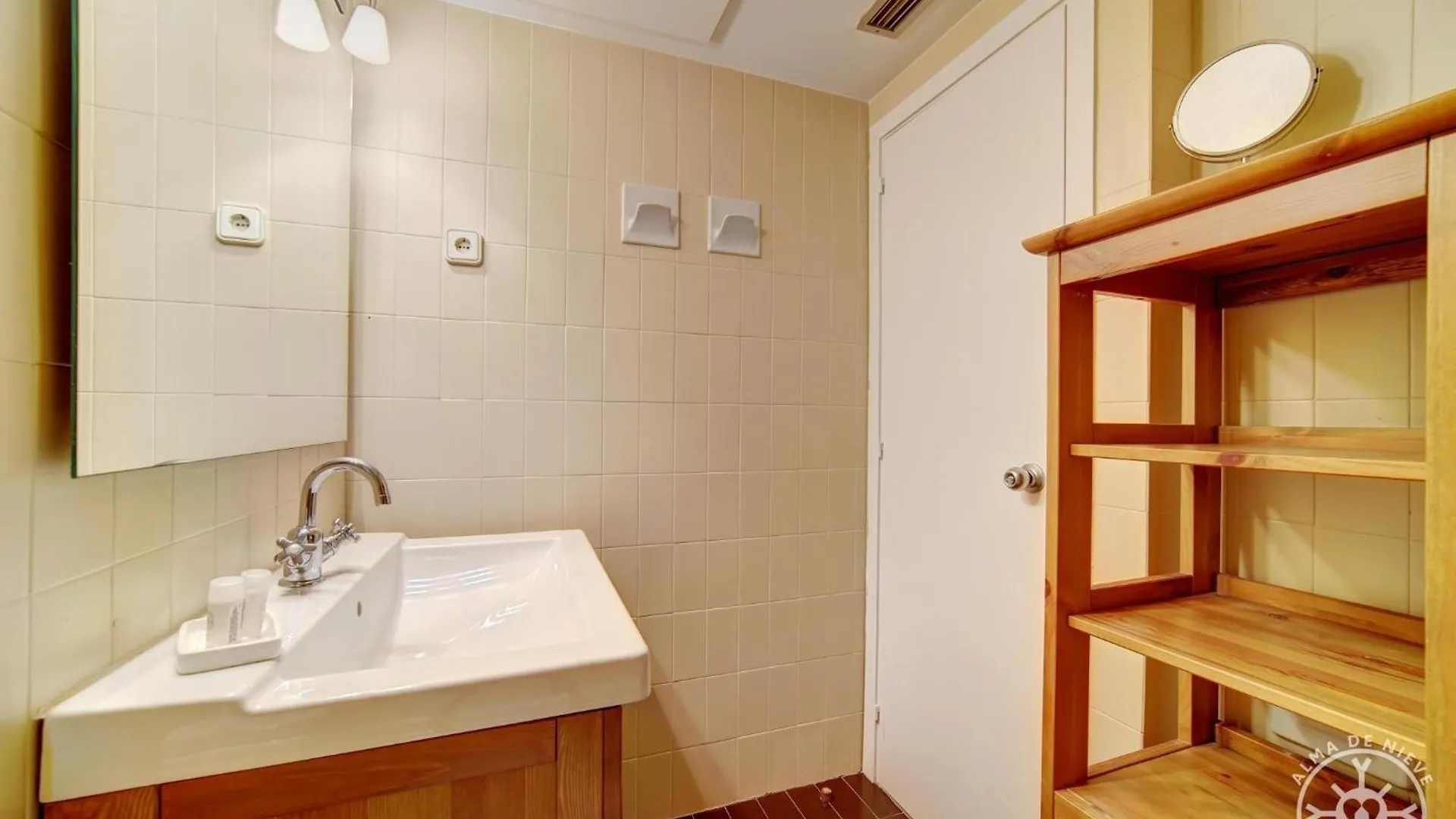 Orri En Baqueira Apartment Naut Aran 0*,  Spain