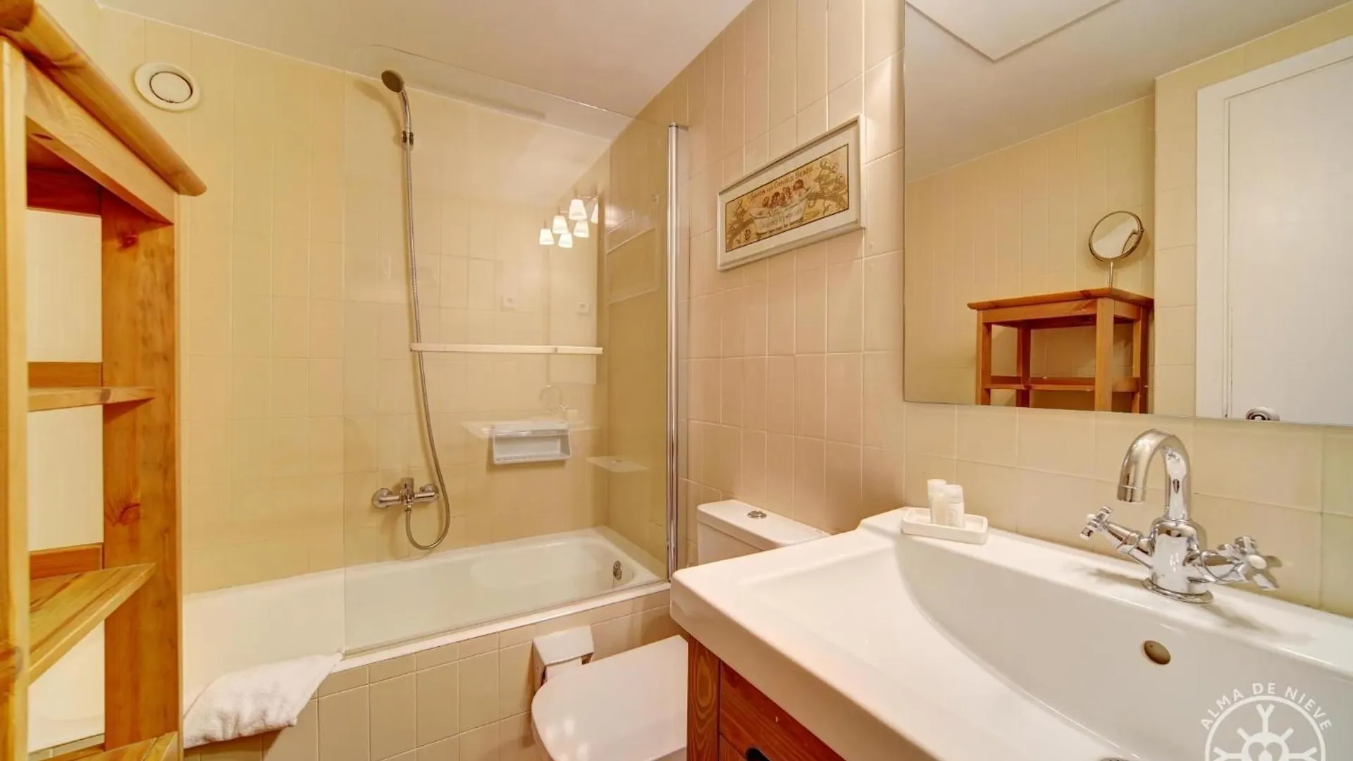Orri En Baqueira Apartment Naut Aran