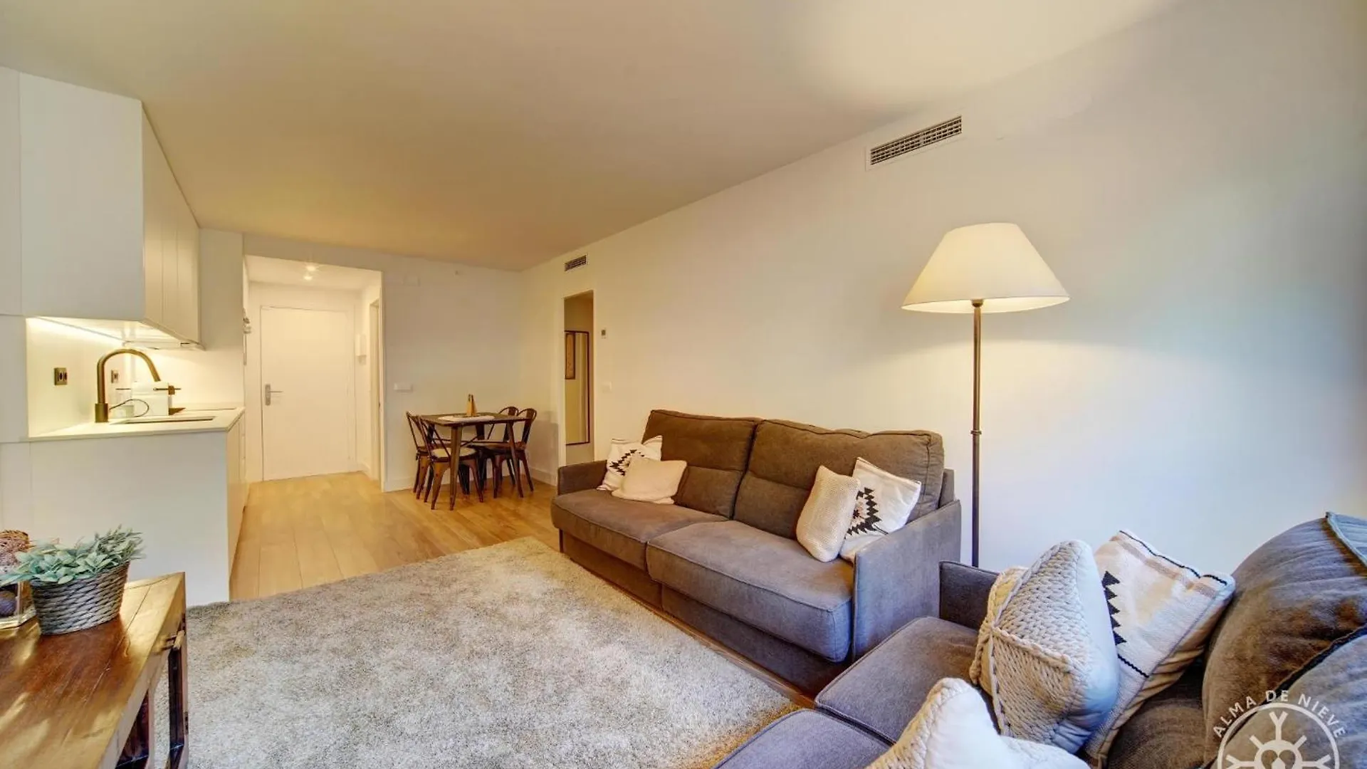 Orri En Baqueira Apartment Naut Aran